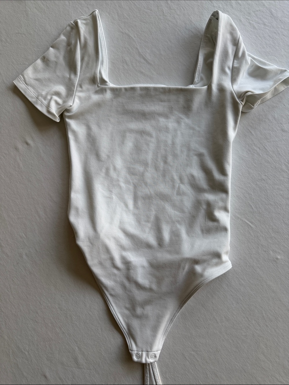 Aritzia Babaton White Square Neck Short Sleeve Bodysuit Xs